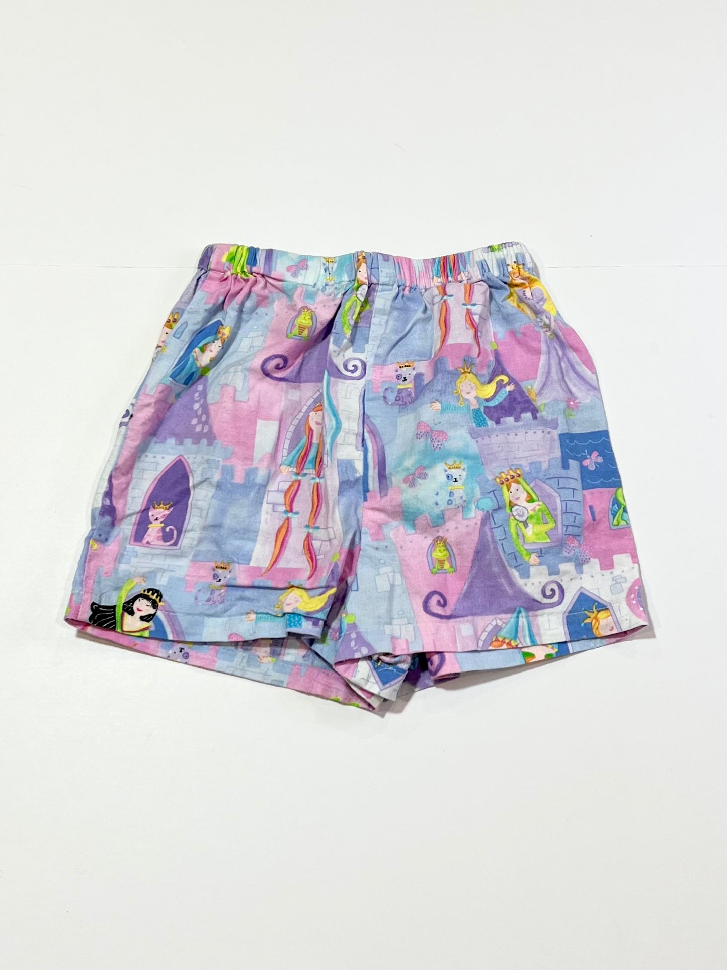 Princess shorts - Size 2