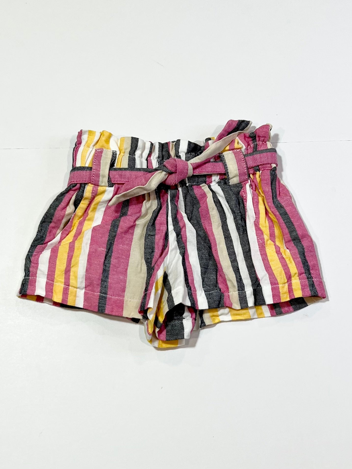 Striped shorts - Size 2