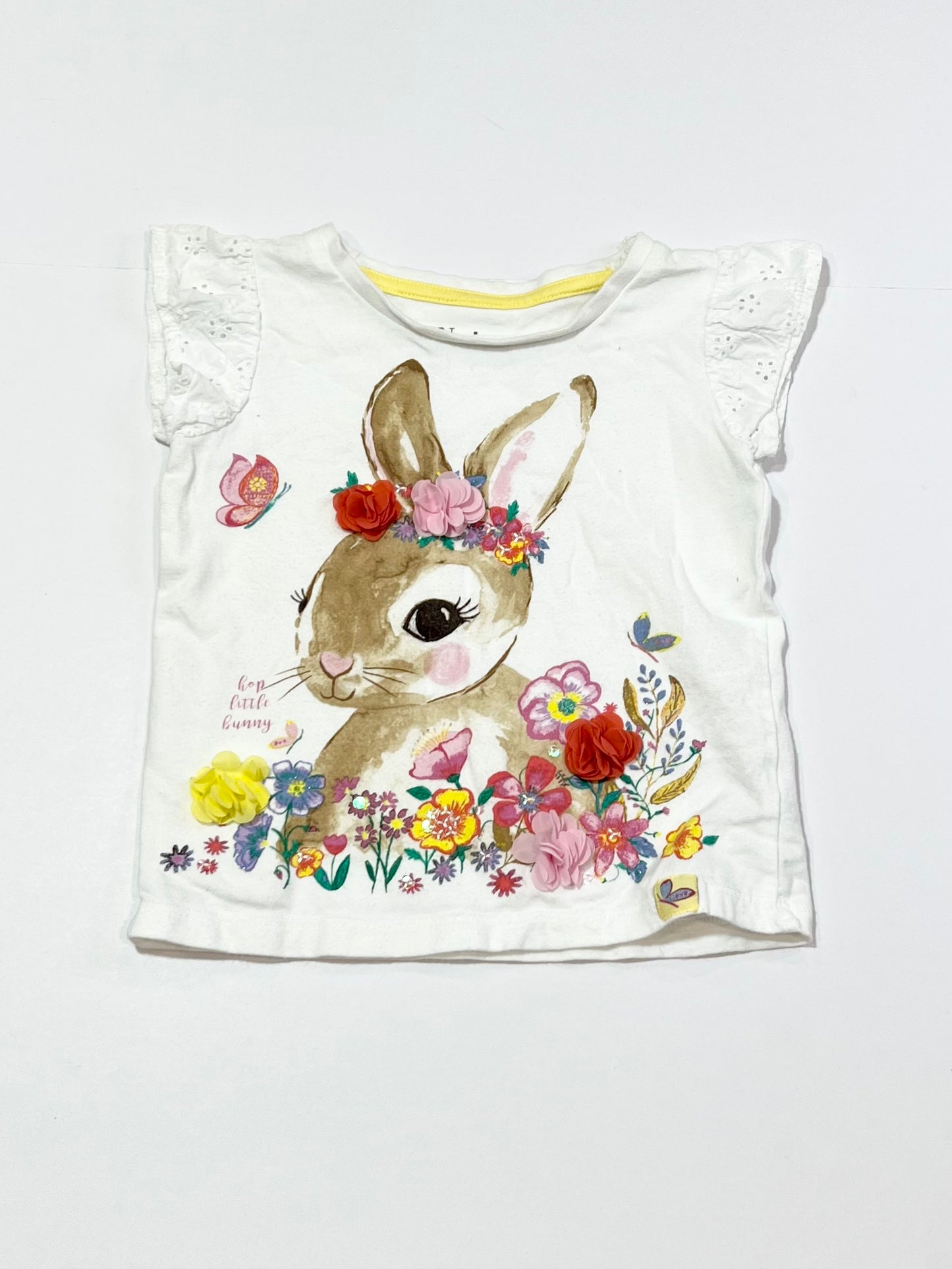 White bunny top - Size 2-3
