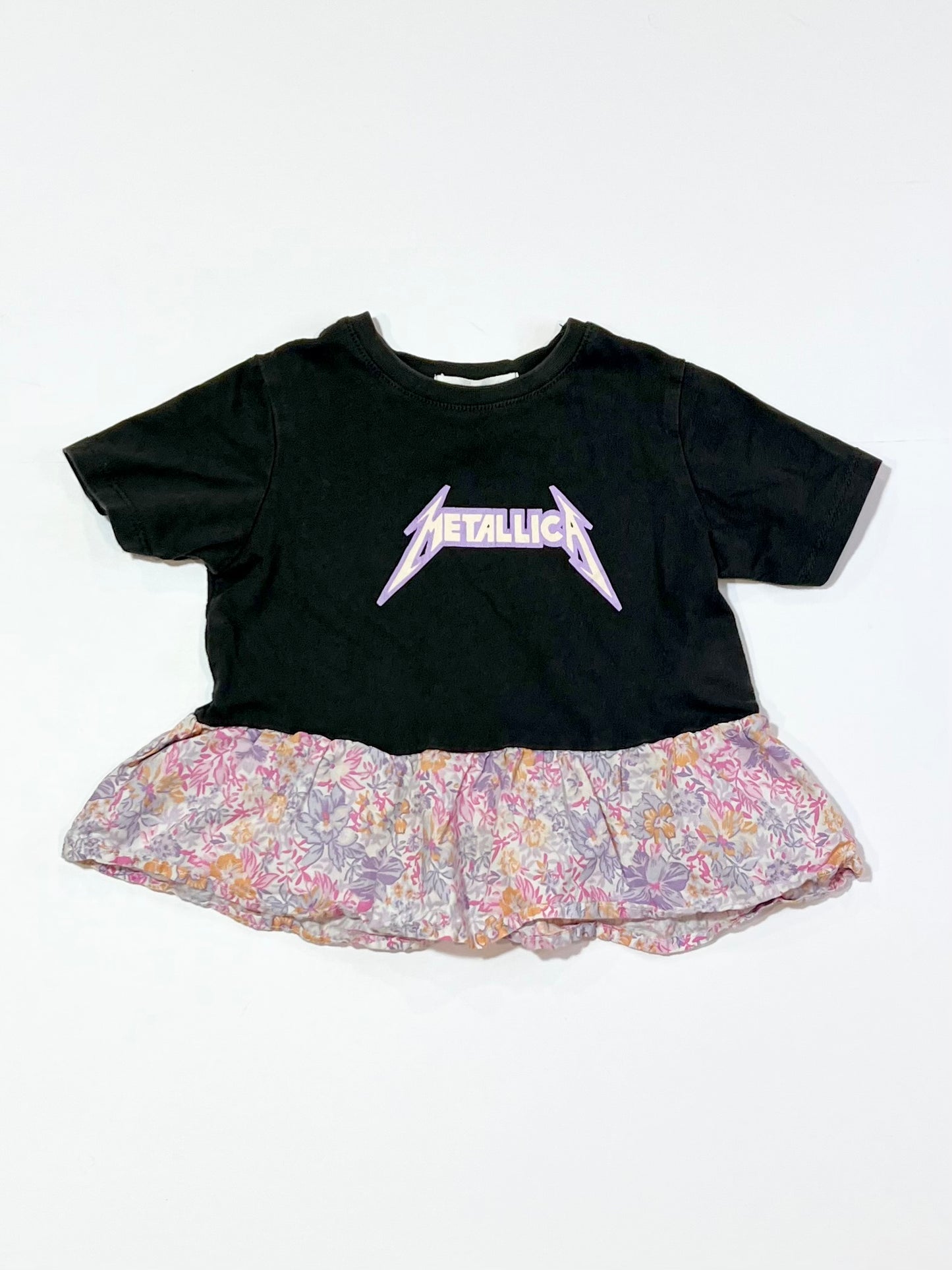 Metallica tee - Size 2