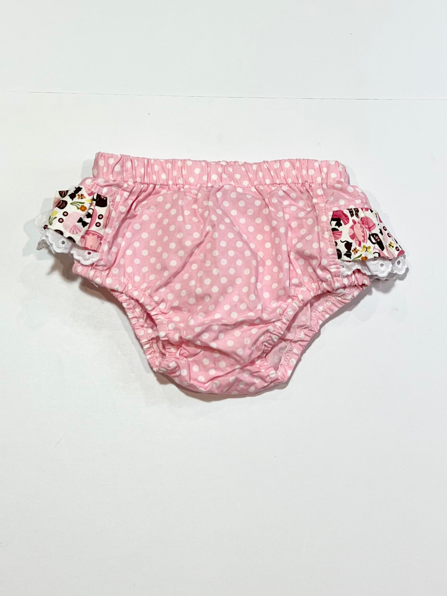Spotty ruffled nappy cover - Size 1