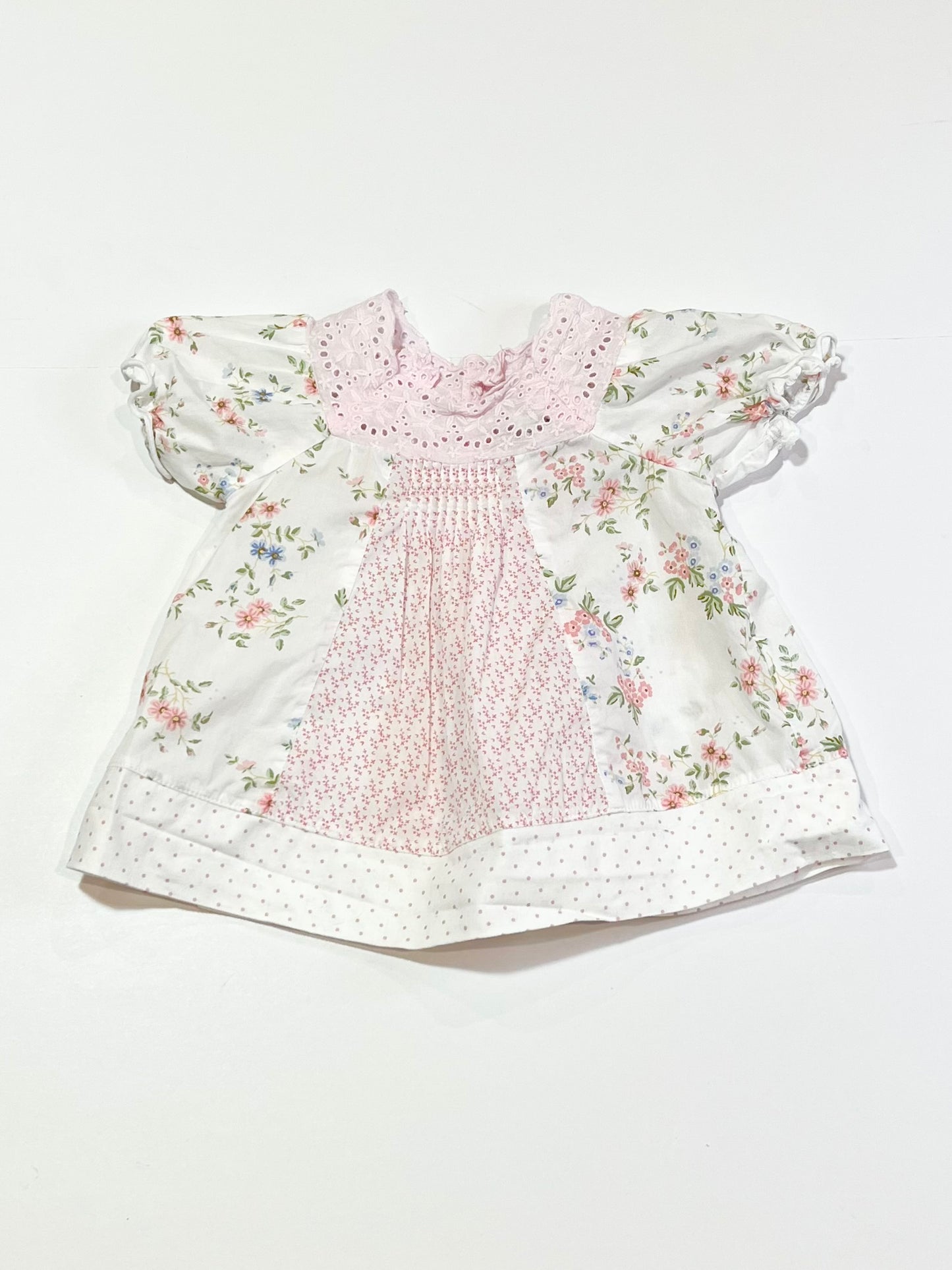 White floral top - Size 6-9 months