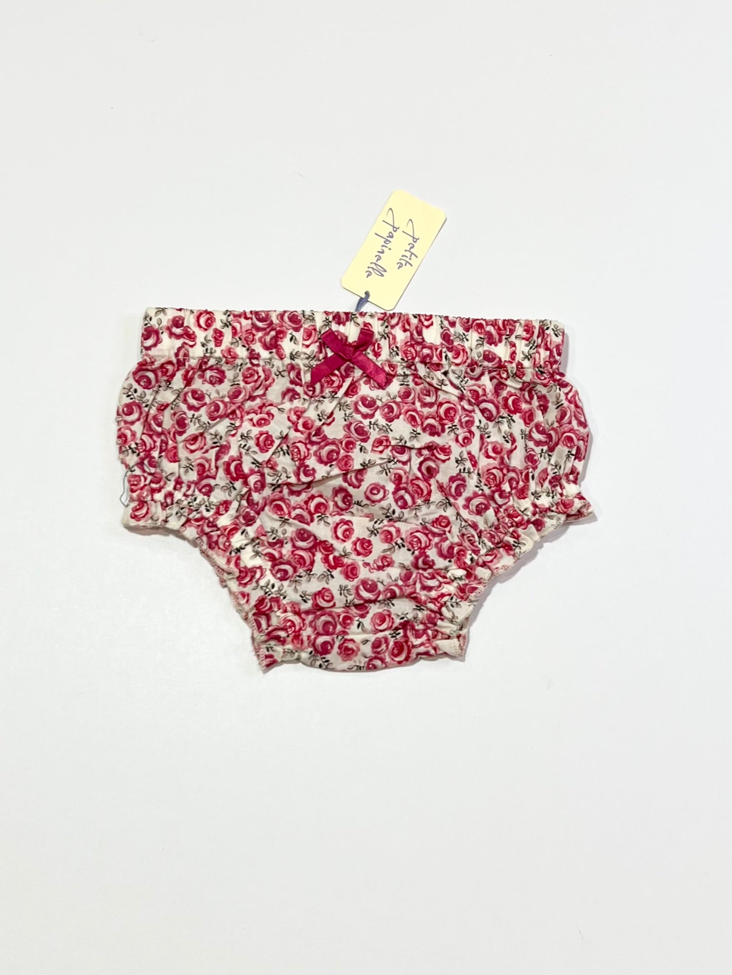 Roses nappy cover brand new - Size 00