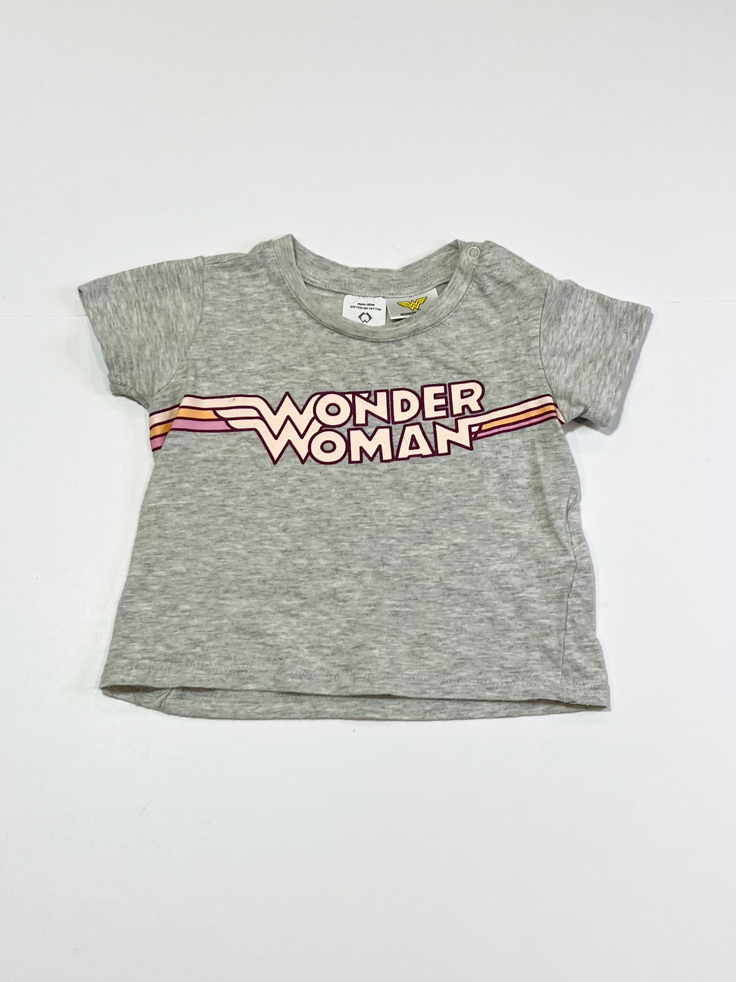 Wonder Woman tee - Size 00