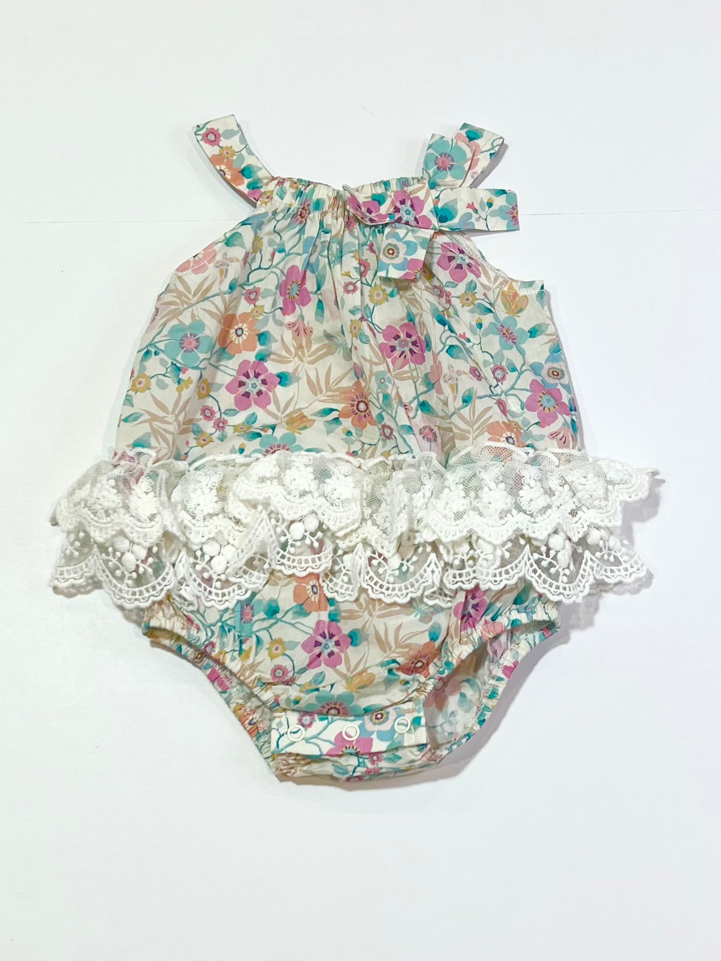 Floral lace romper - Size 00