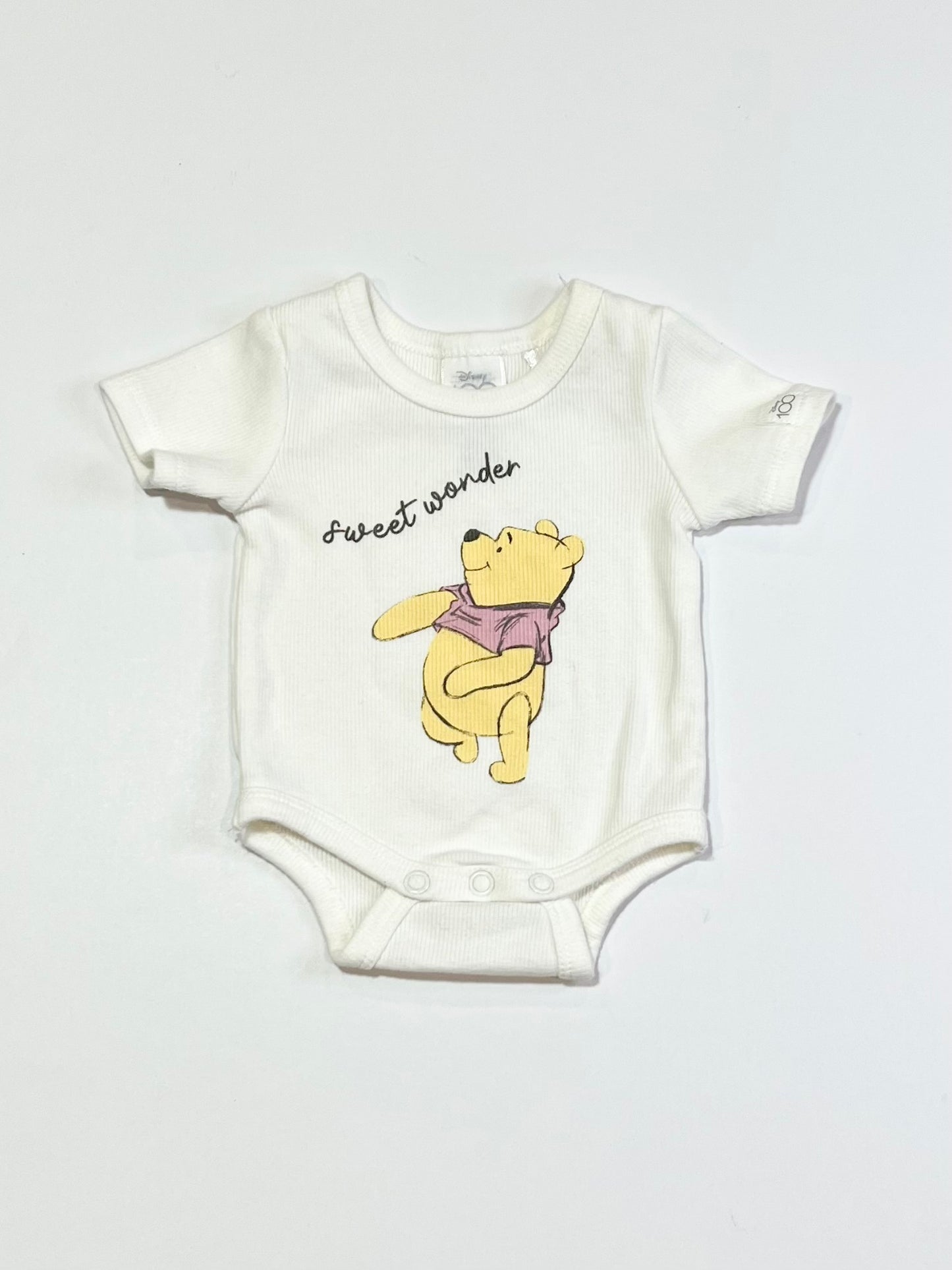 Ribbed Pooh bodysuit - Size 0000