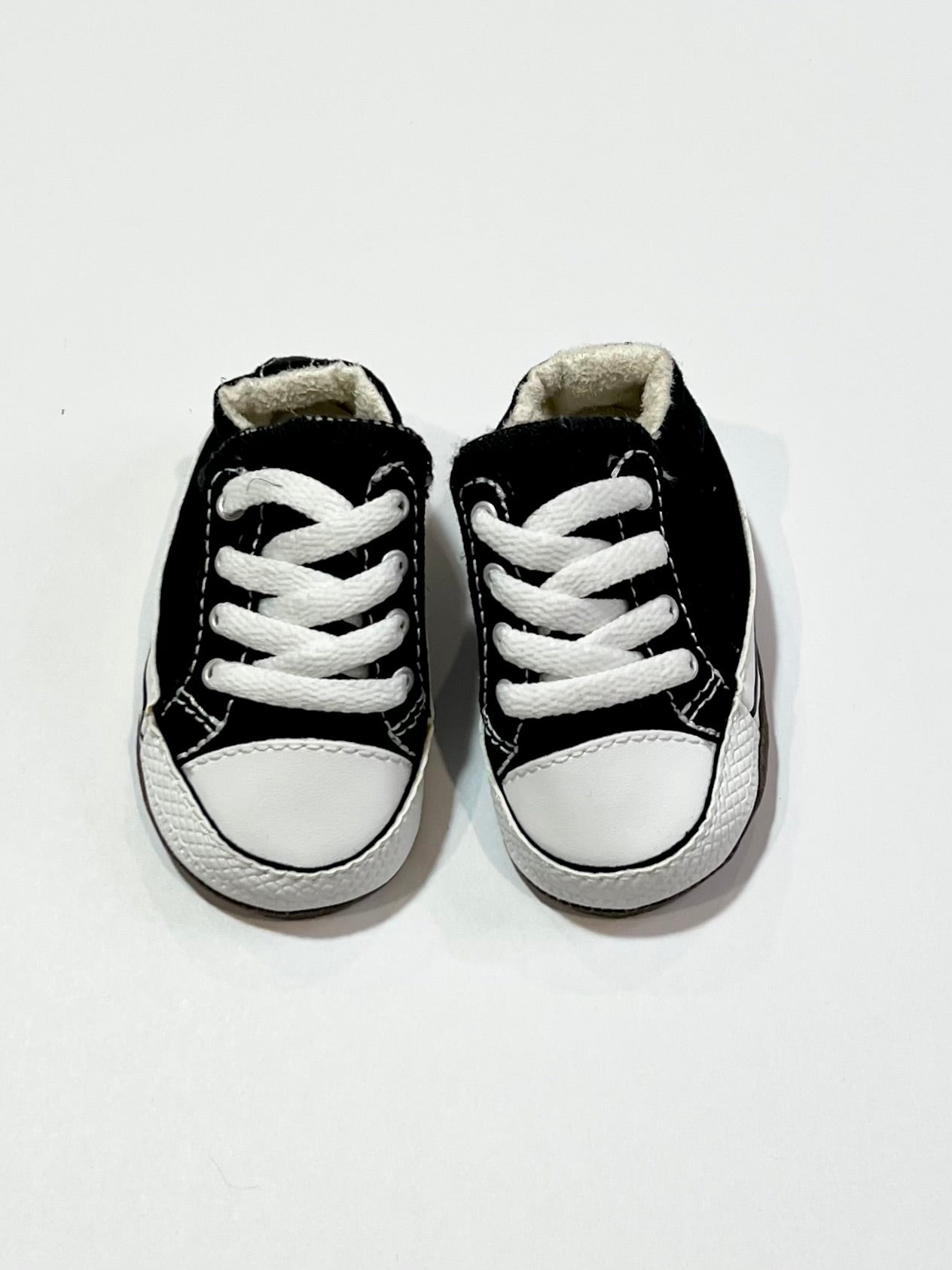 Chuck Taylor pram shoes - Size US1