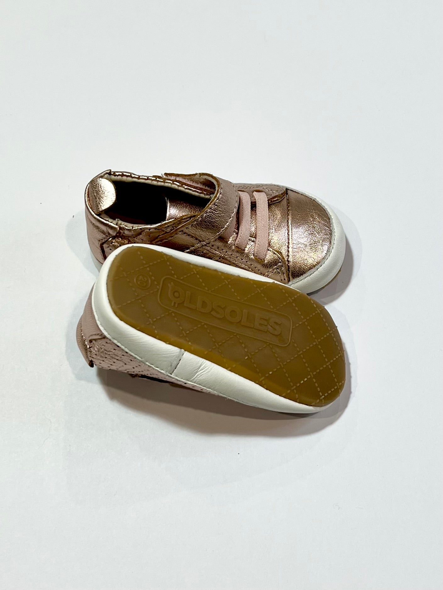Rose gold leather shoes brand new - Size EU20