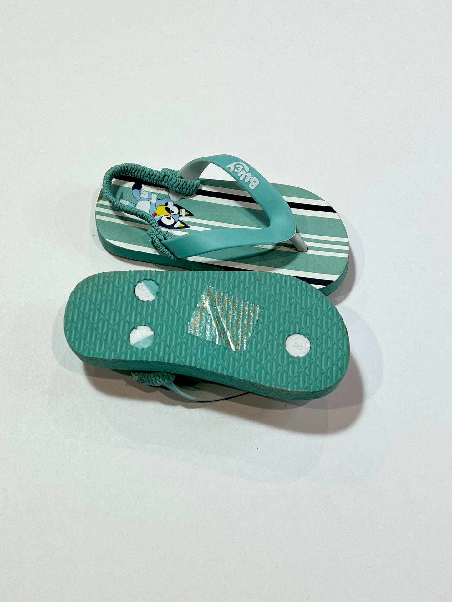 Bluey thongs - Size AU7