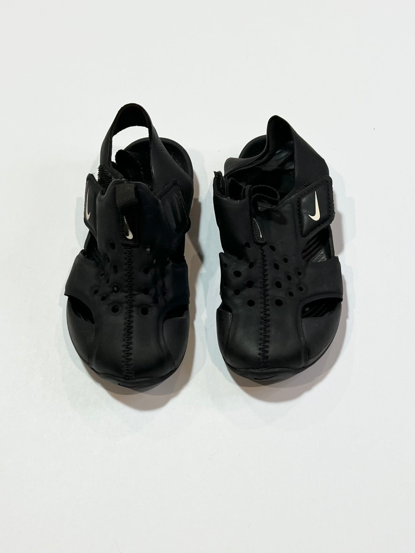 Black Sunray shoes - Size US7