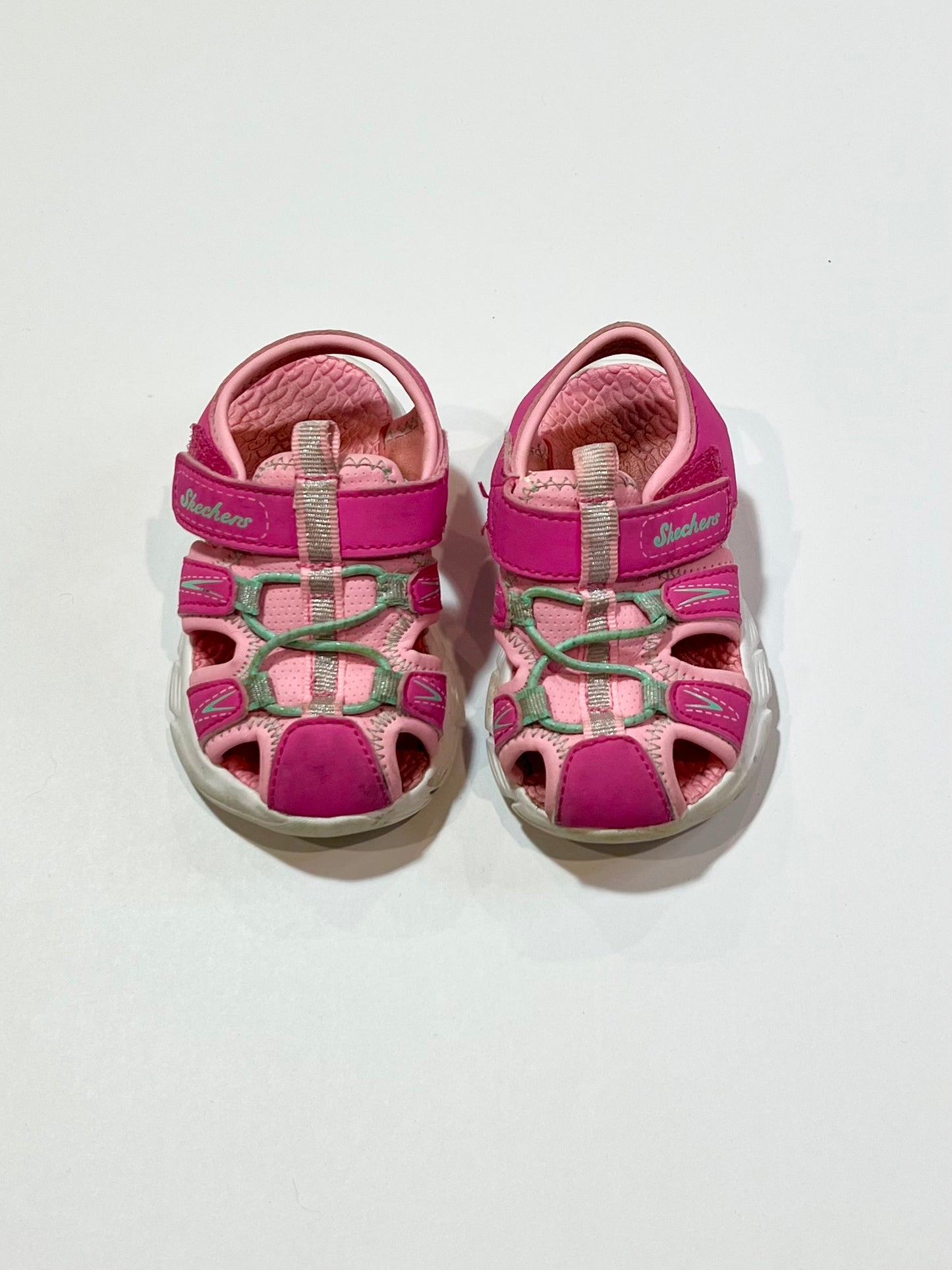 Pink water sandals - Size US5
