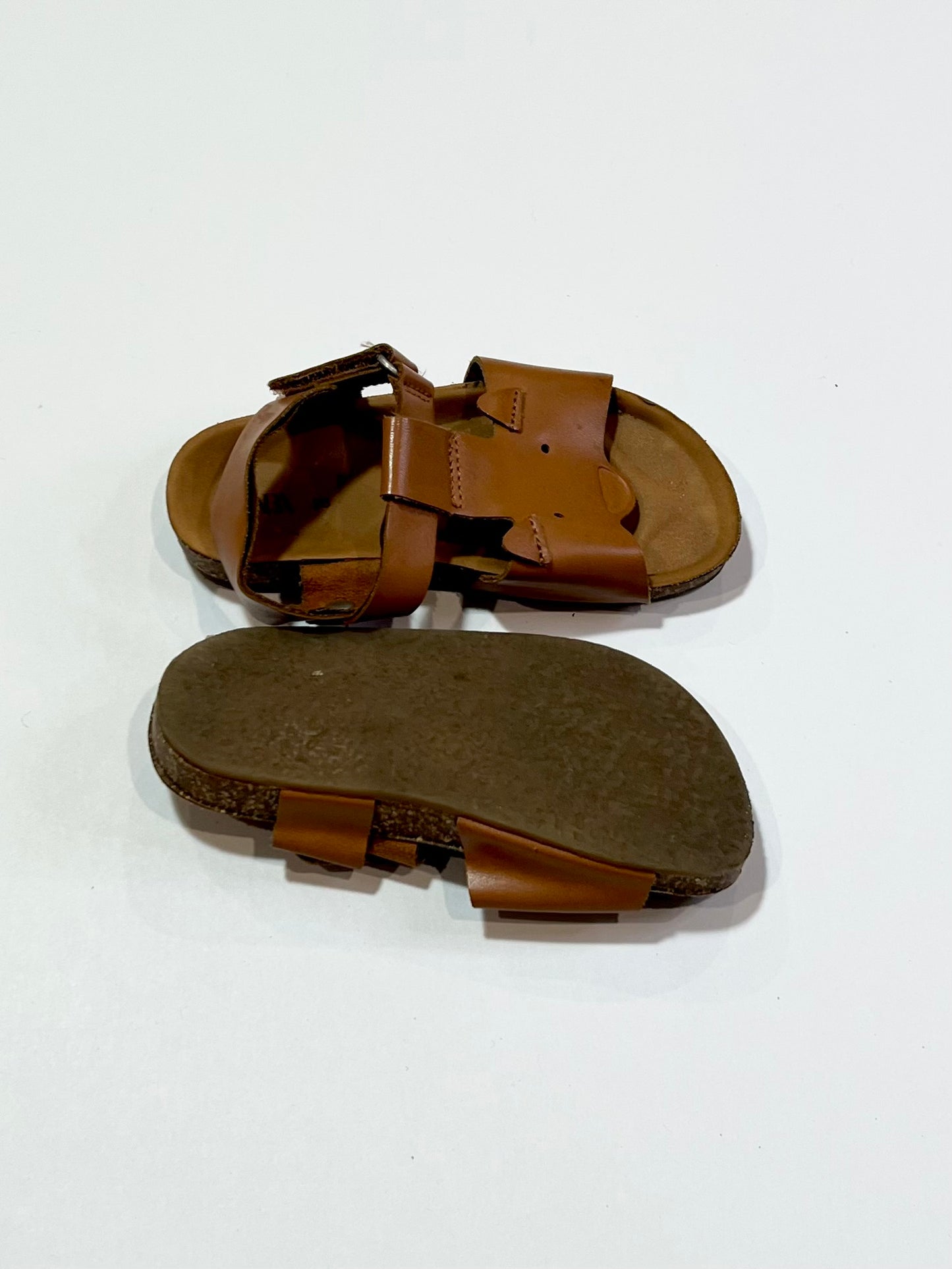 Brown sandals - Size EU23