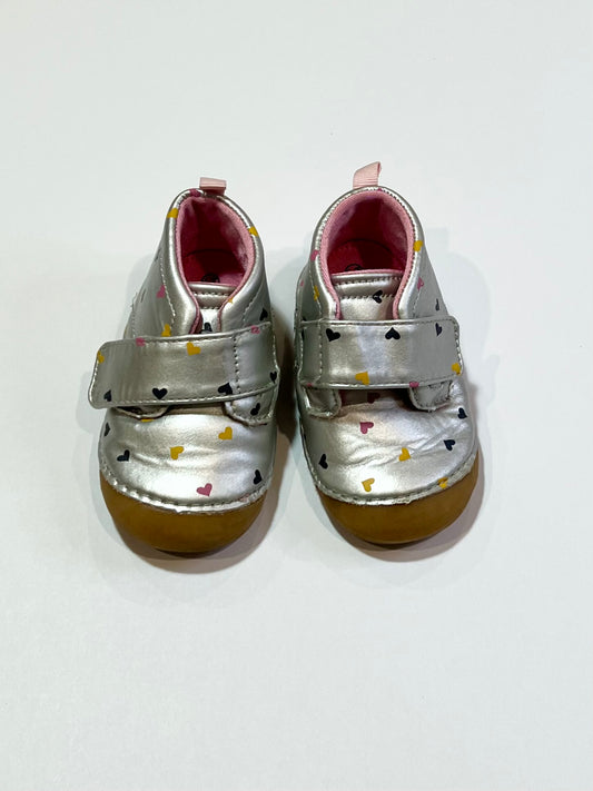 Silver hearts shoes - Size EU21