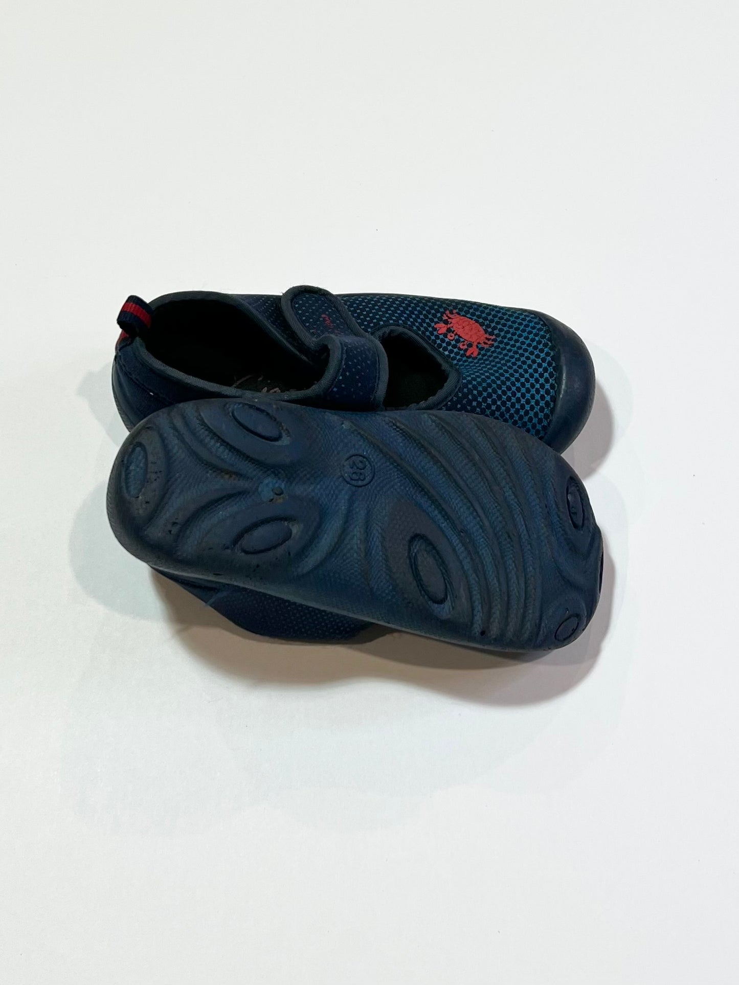 Navy crab water shoes - Size EU26
