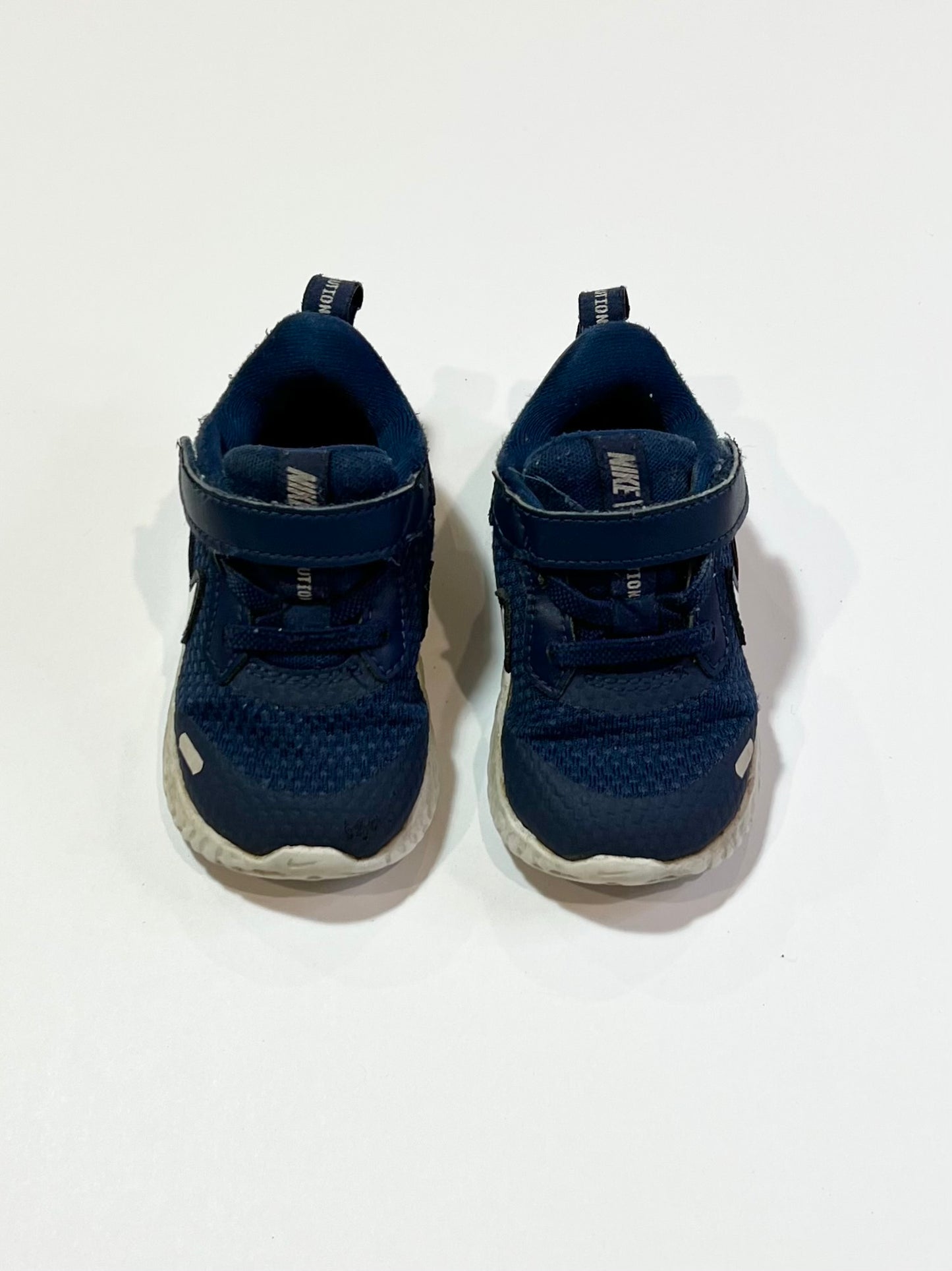 Navy Revolution sneakers - Size US5
