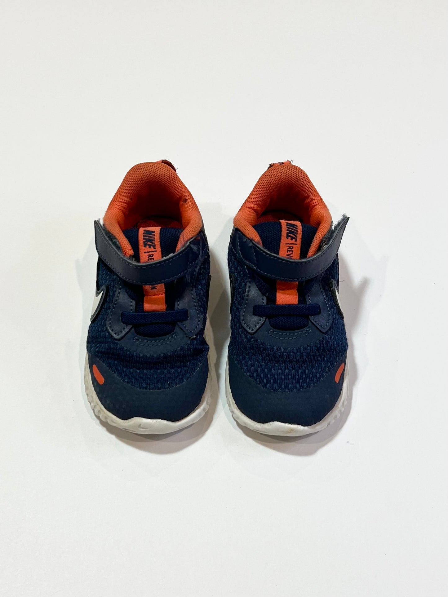 Navy Revolution sneakers - Size US7