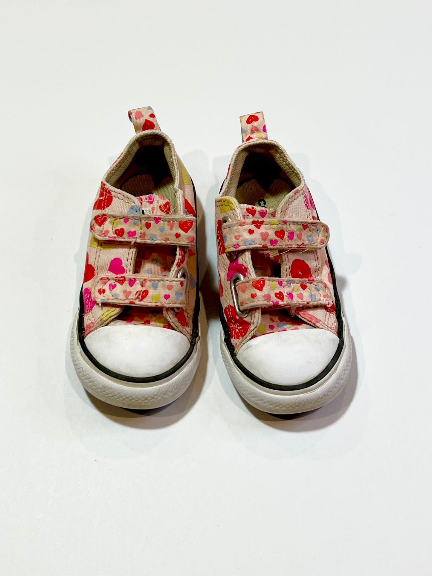 Pink hearts Chuck Taylors - Size US7