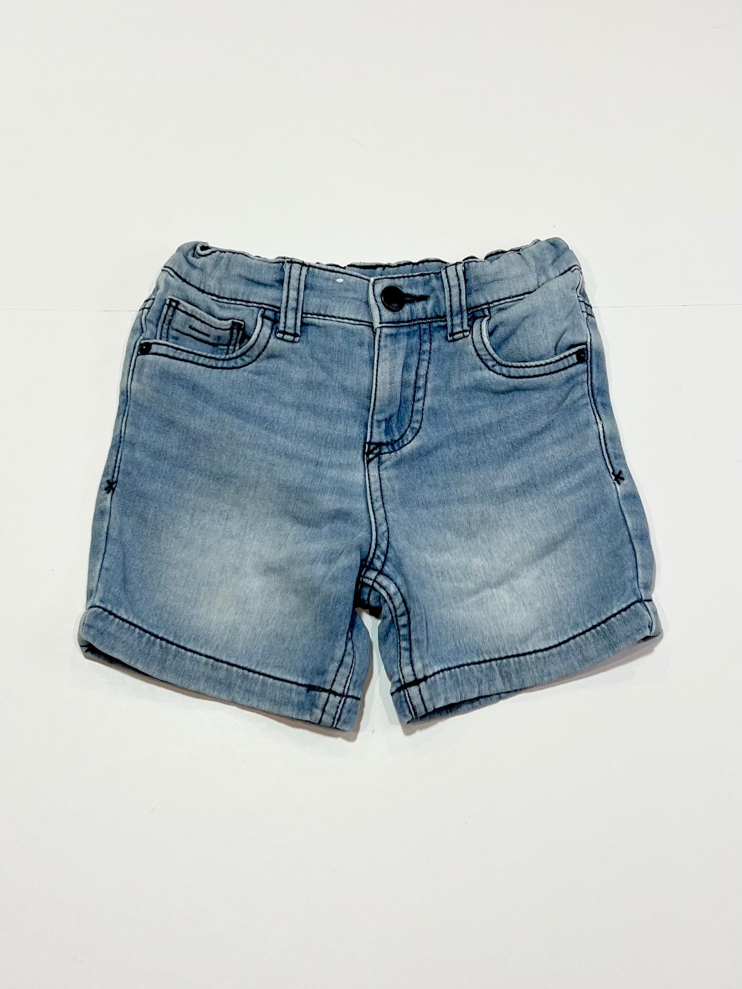 Soft denim shorts - Size 2