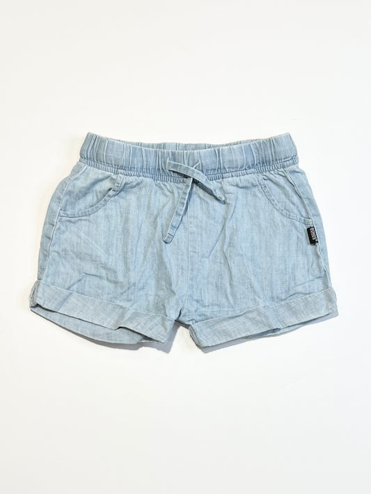 Blue chambray shorts - Size 4