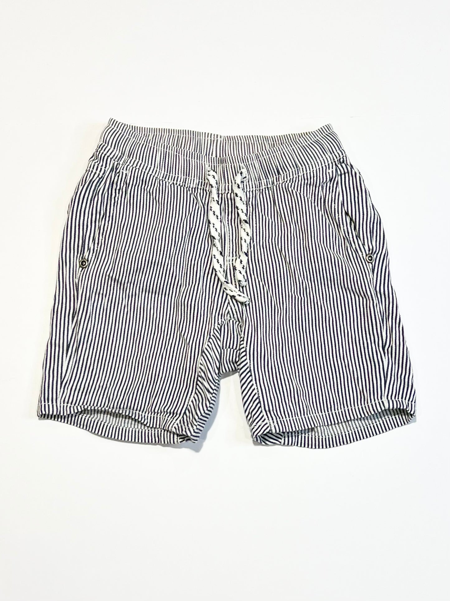 Striped shorts - Size 4