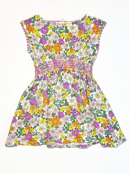 Floral smocked dress - Size 4-5