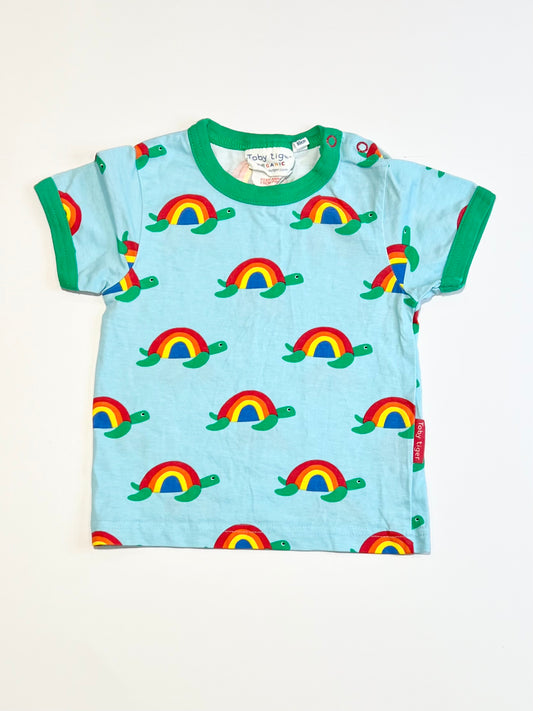 Rainbow turtles tee - Size 0