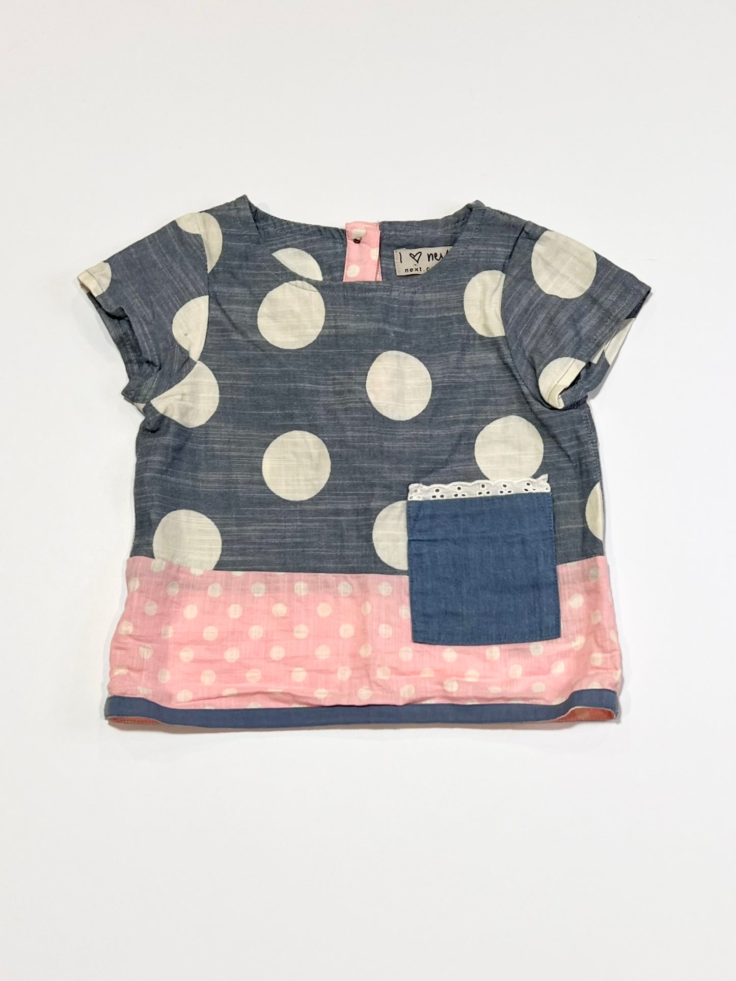 Spotty pocket top - Size 6-9 months
