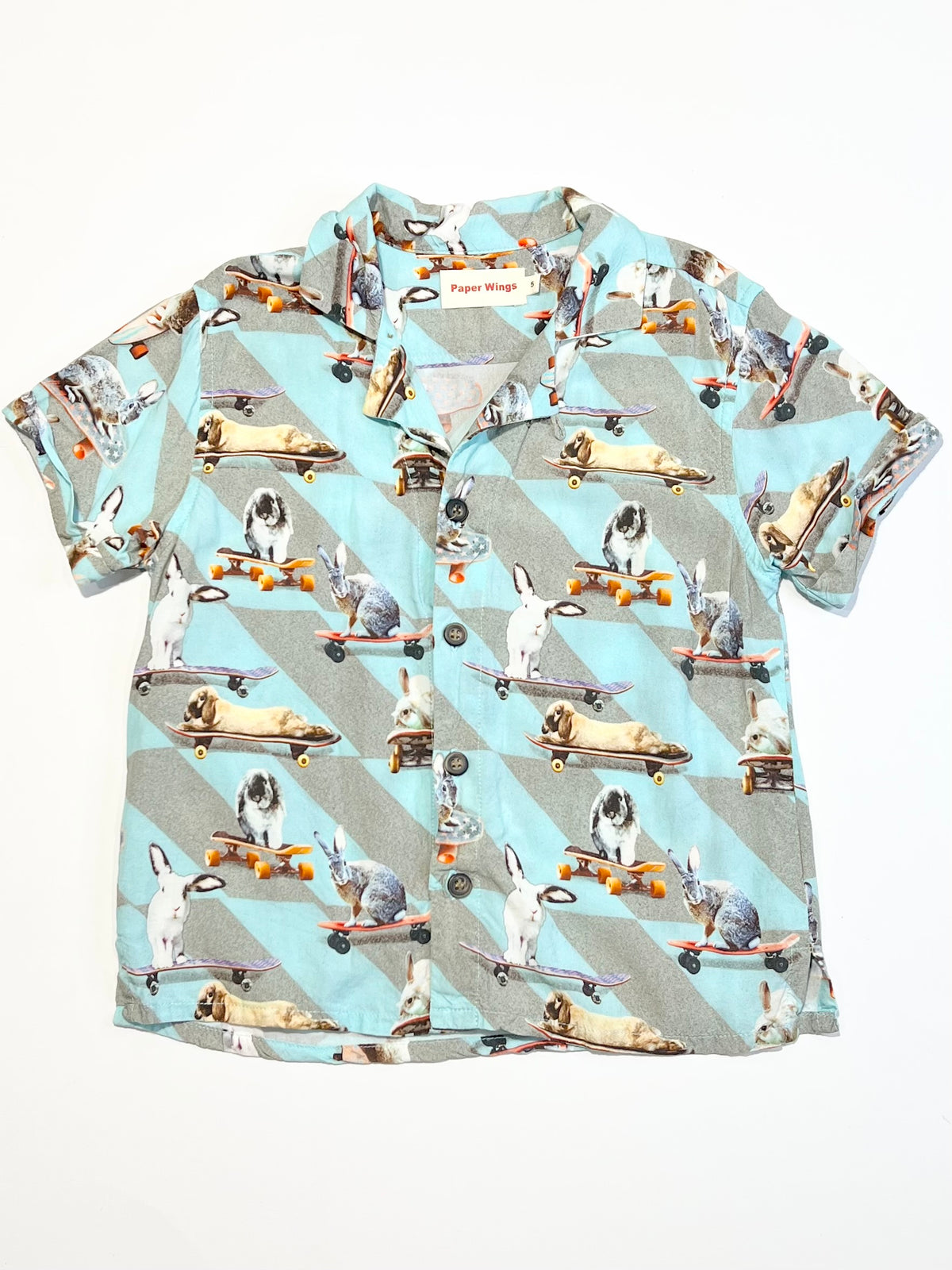 Skateboarding bunnies shirt - Size 5