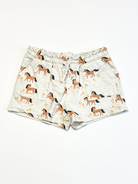 Unicorn sweat shorts - Size 3