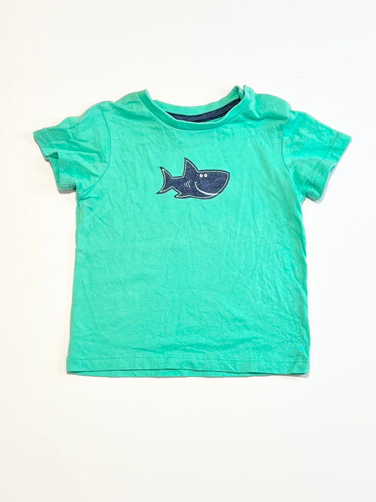 Green shark tee - Size 00