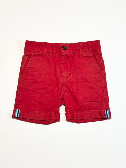Red shorts - Size 2