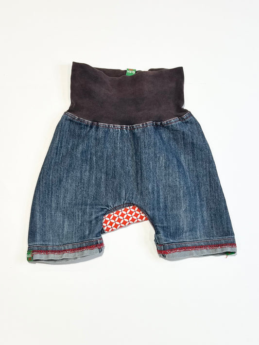 Denim shorts - Size 2-3