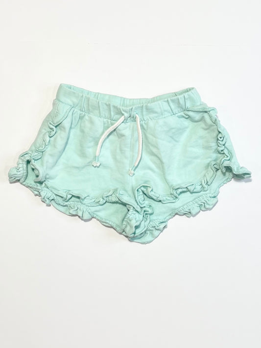 Green ruffle shorts - Size 2-3