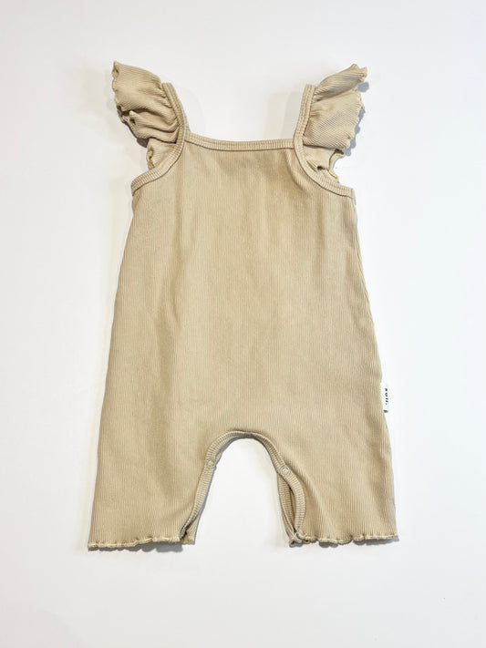 Ribbed ruffle romper - Size 00