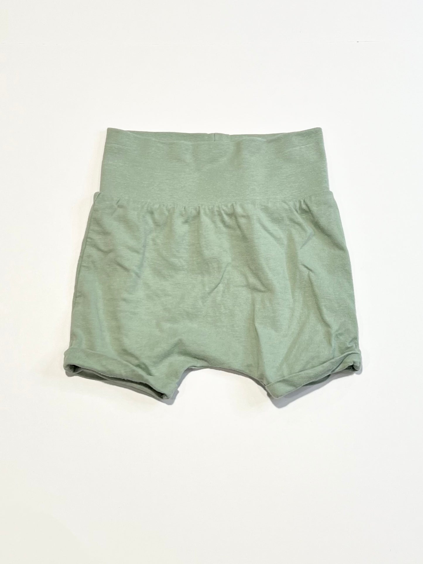 Green jersey shorts - Size 000