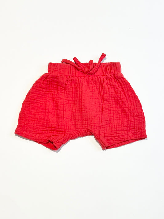 Red muslin shorts - Size 000