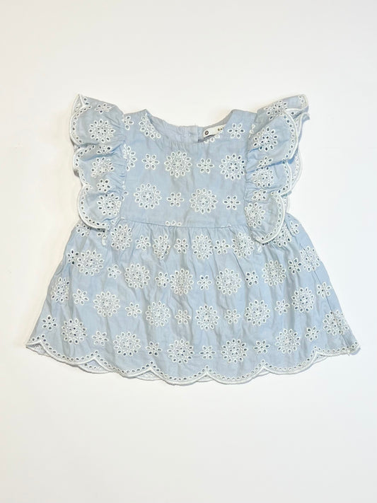 Ruffle cutwork top - Size 1