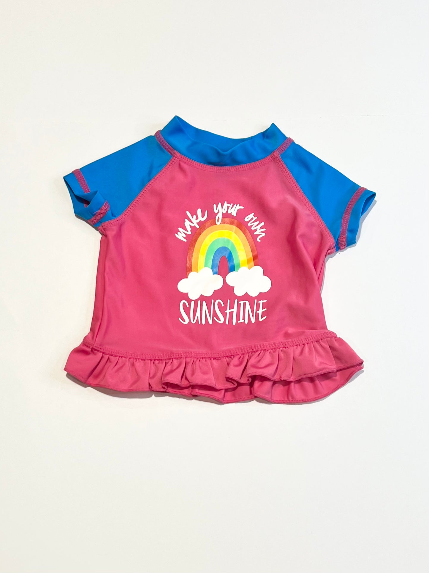 Rainbow rashie - Size 000