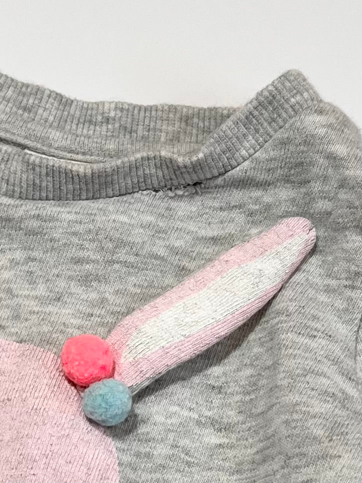 Grey bunny sweater - Size 00