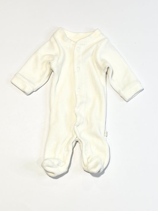 White velour onesie - Size 1.5-2.5 kg