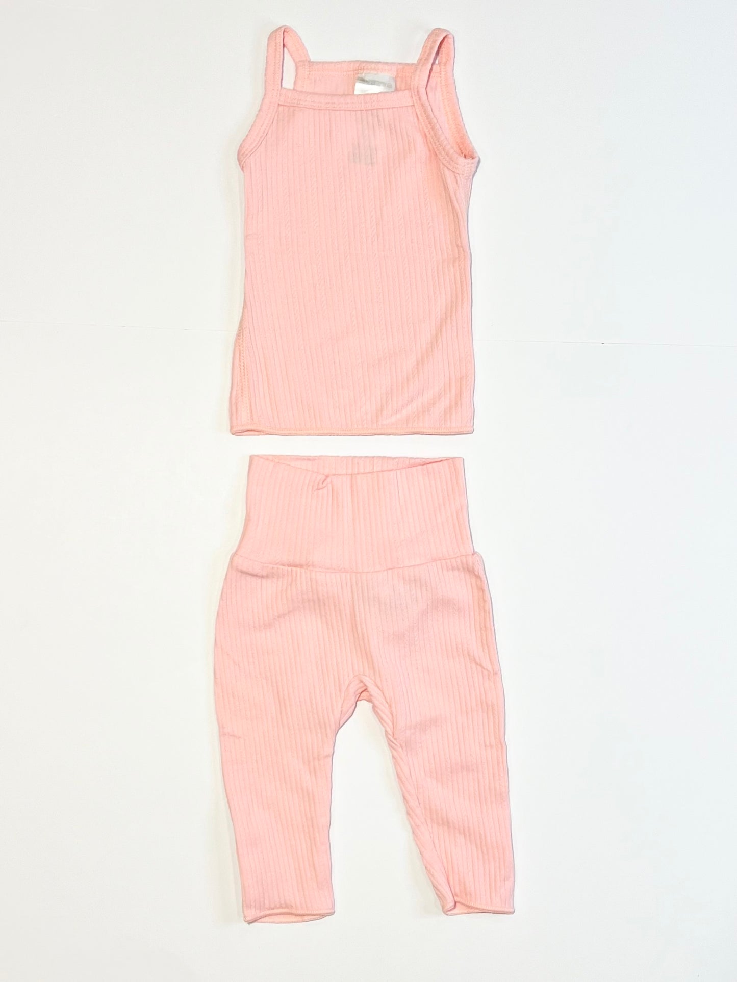 Pink ribbed set - Size 0000