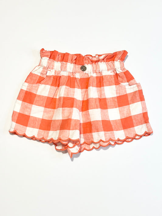 Scallaped shorts - Size 4