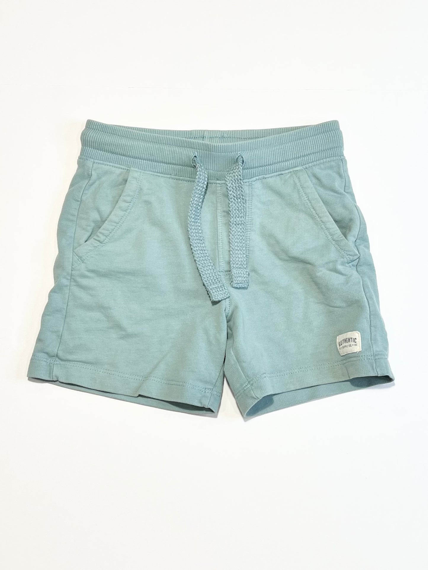 Green sweat shorts - Size 3