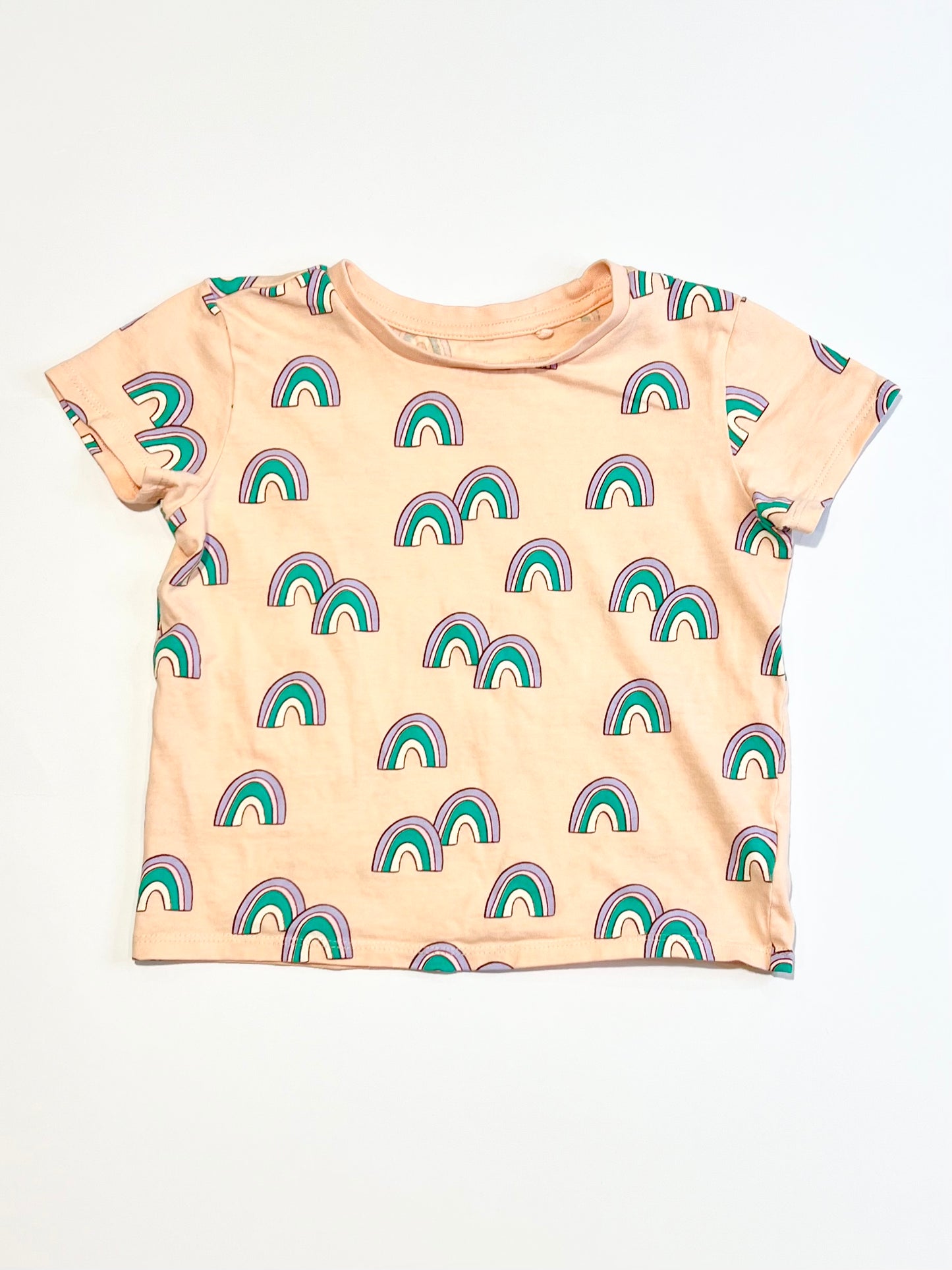 Rainbows tee - Size 3