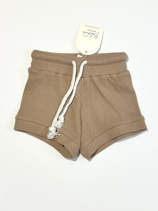 Brown ribbed shorts brand new - Size 00