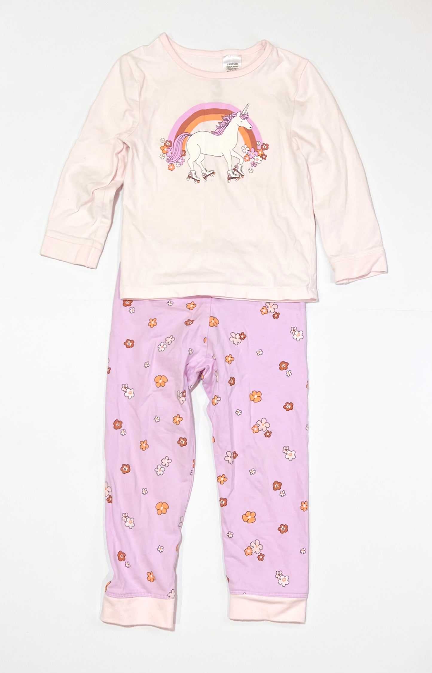 Floral unicorn pyjamas - Size 3