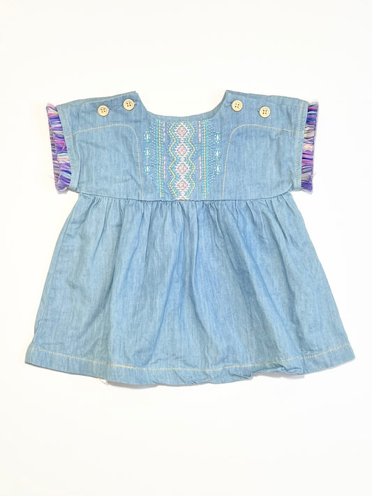 Chambray embroidered dress - Size 000