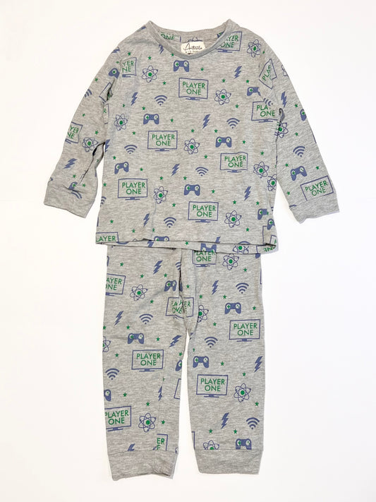 Grey player one pyjamas - Size 1