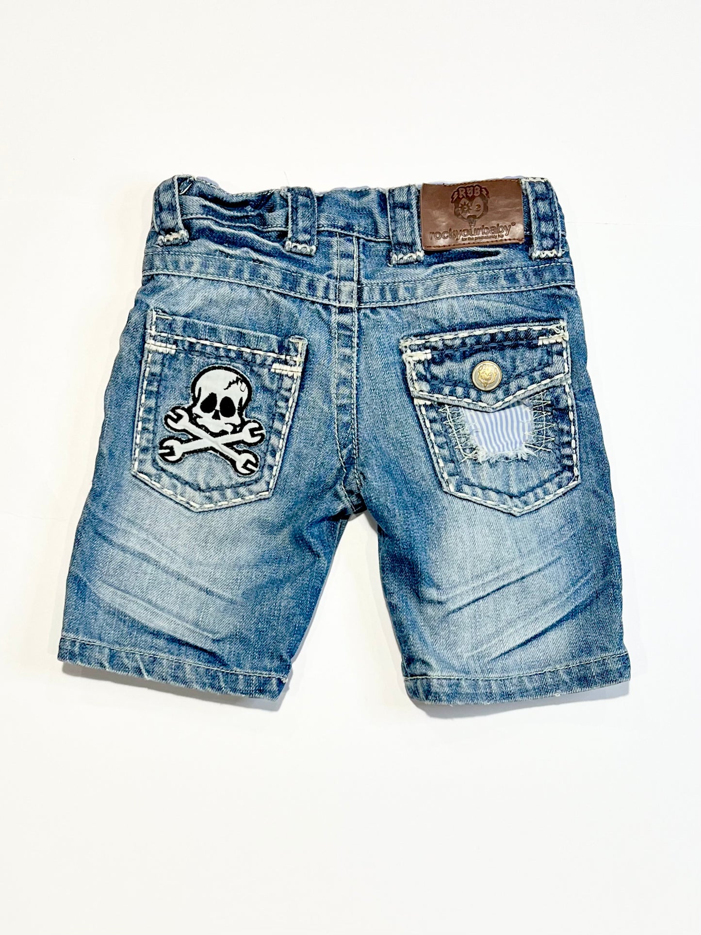 Denim shorts - Size 2