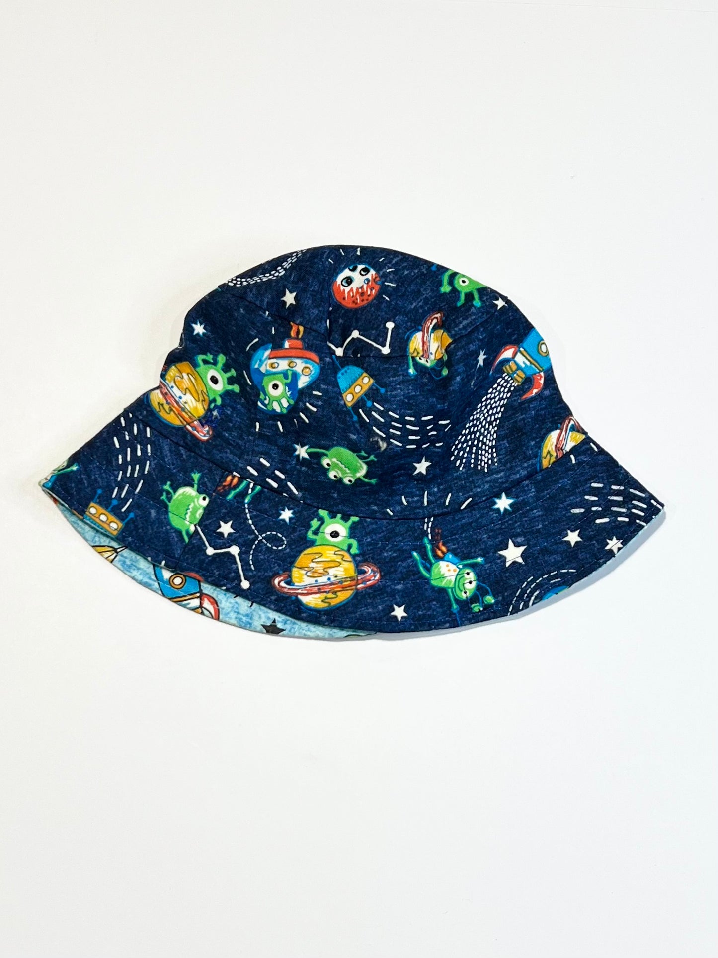 Reversible sun hat - Size 6-18 months